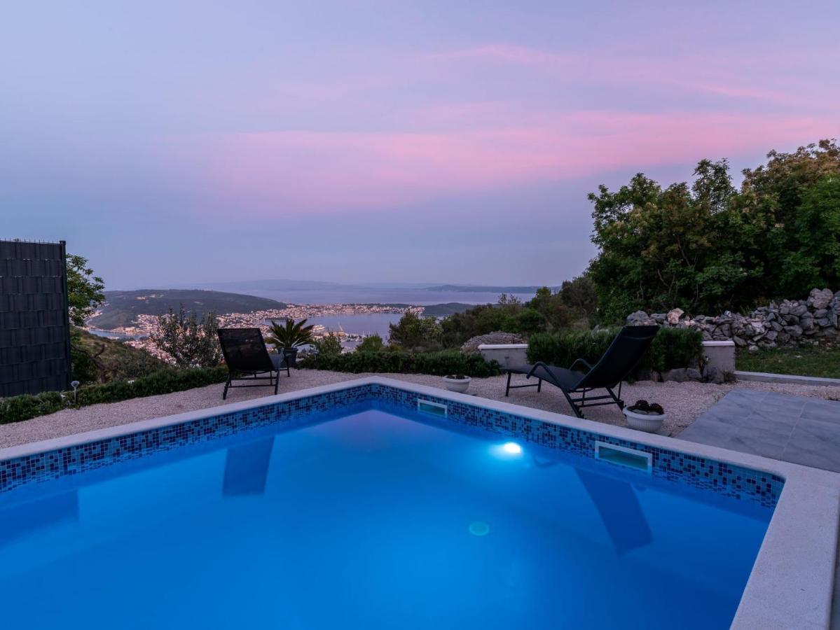 Scenic Sea View,Three Bedroom Villa With Pool Trogir Bagian luar foto