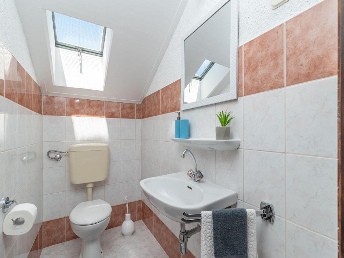Scenic Sea View,Three Bedroom Villa With Pool Trogir Bagian luar foto
