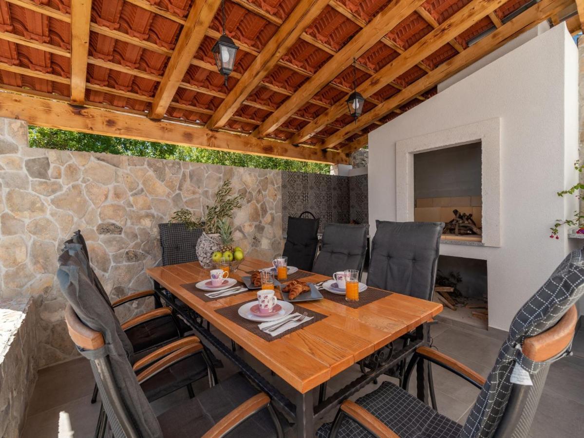 Scenic Sea View,Three Bedroom Villa With Pool Trogir Bagian luar foto