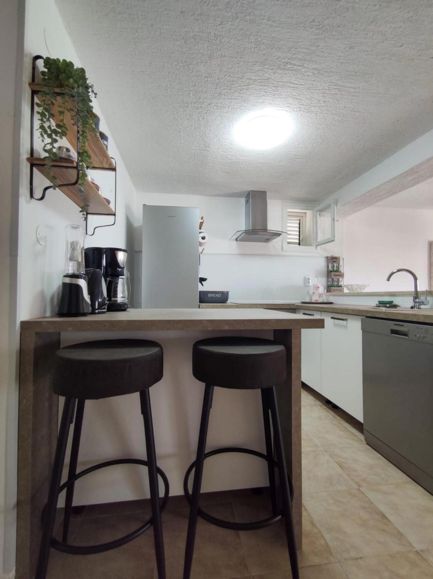 Scenic Sea View,Three Bedroom Villa With Pool Trogir Bagian luar foto