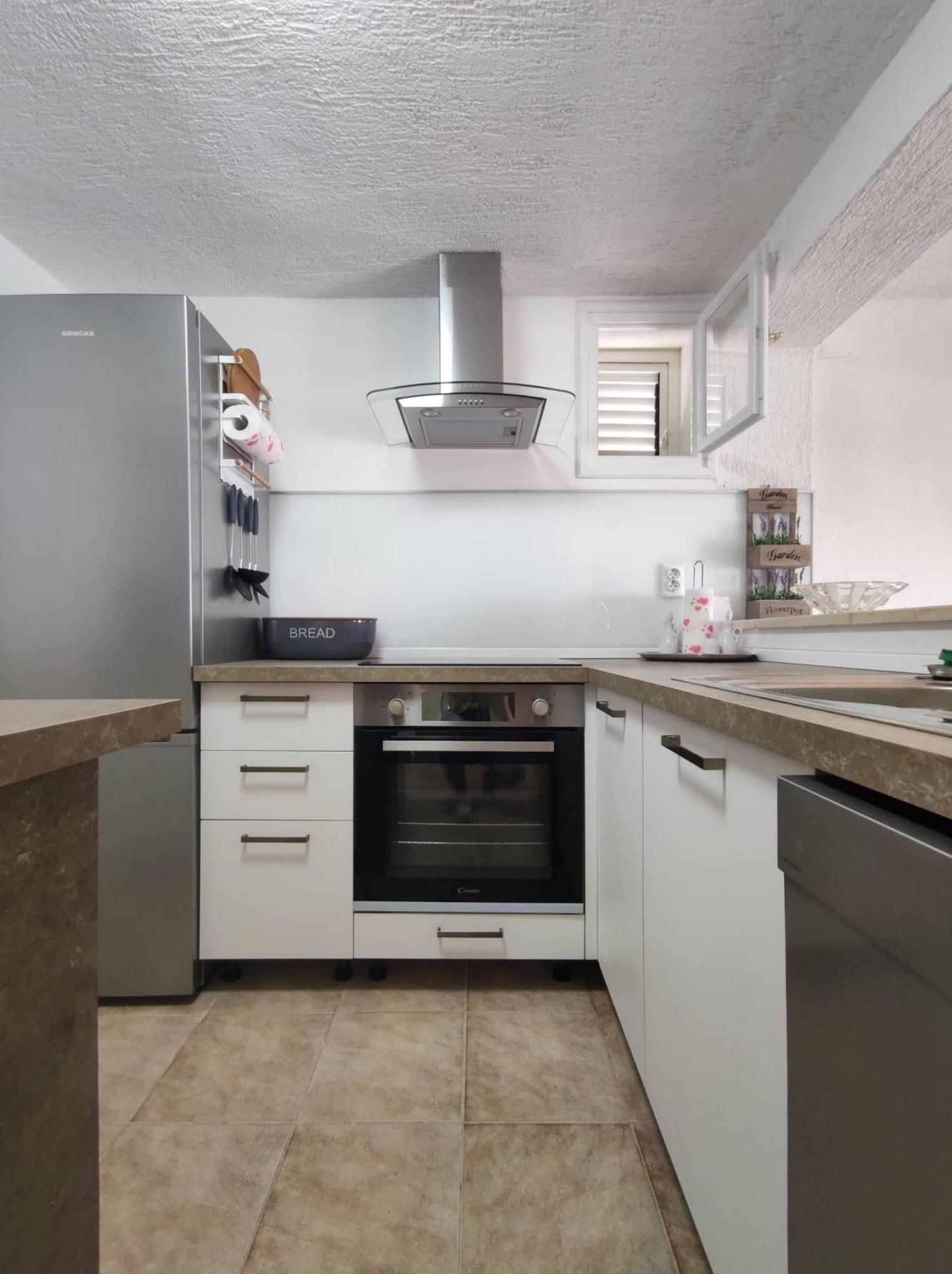 Scenic Sea View,Three Bedroom Villa With Pool Trogir Bagian luar foto